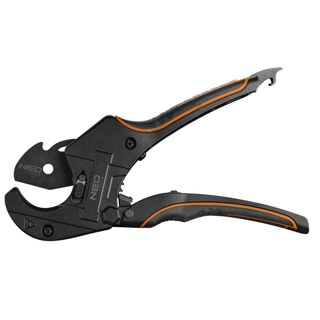 NEO TOOLS  plastic pipe cutter 0–42