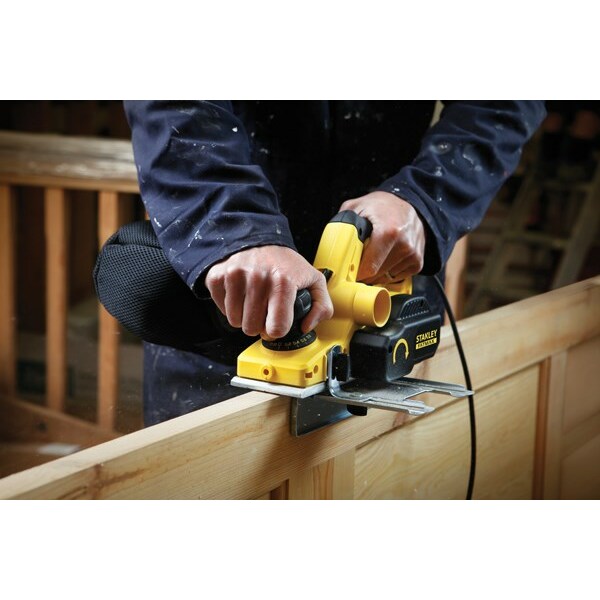 STANLEY FATMAX 750W 9mm Planer with